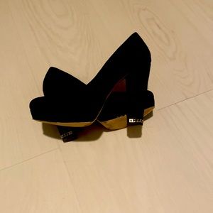 MK Suede Platform Pumps